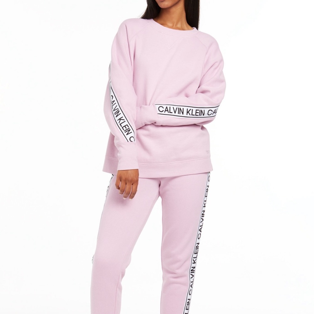 Calvin Klein woman Vintage Tape Crew Sweatshirt - Picture 4 of 10